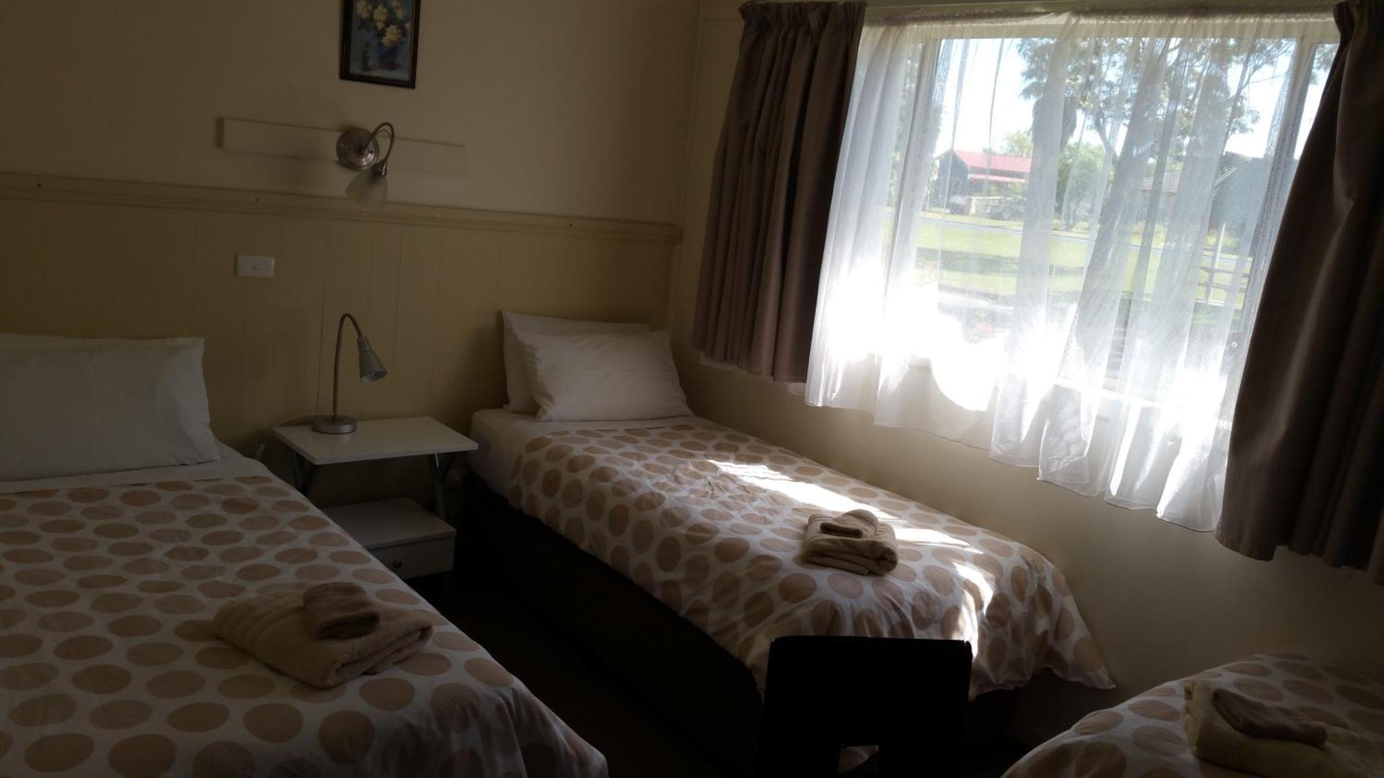 Kaniva Midway Motel Værelse billede